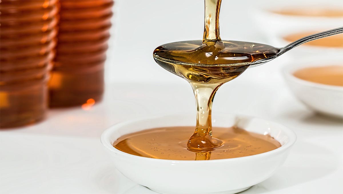 La miel es igual de efectiva que un antibiótico: estudio