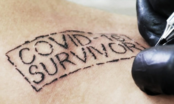 “COVID-19 survivor”: tatuajes para sobrevivientes de coronavirus