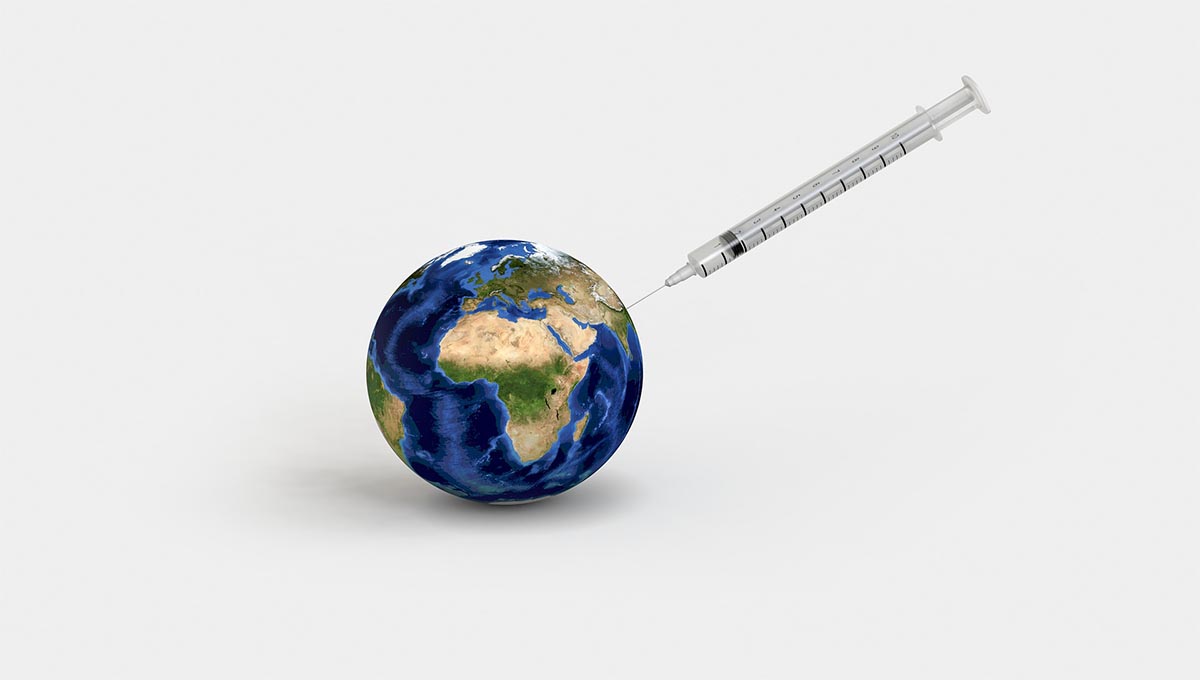 Vacuna contra COVID-19 no terminará con pandemia: OMS