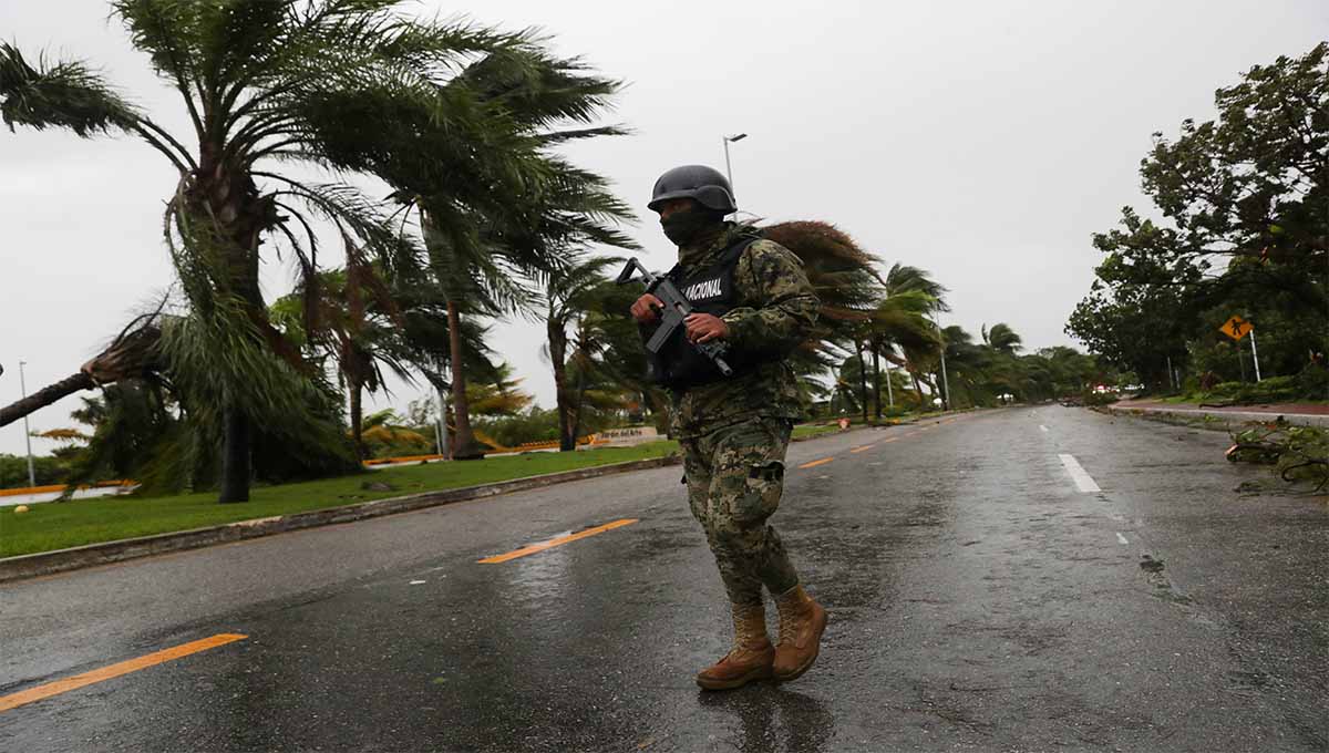 Huracán Delta golpea Puerto Morelos como categoría 2