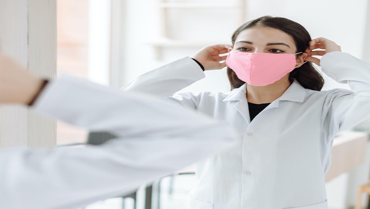 Tips de una dermatóloga para evitar el maskne