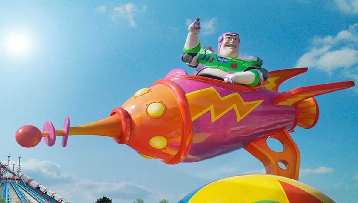 Disney despedirá a 32 mil trabajadores de parques de diversiones por COVID-19