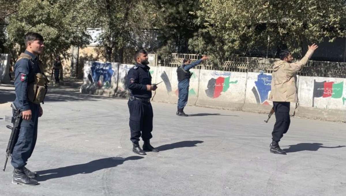 atentado universidad de kabul