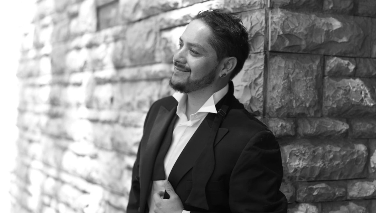 Hugo Colín Sandín tenor mexicano