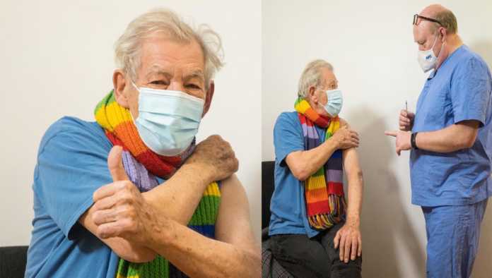Ian McKellen recibe vacuna contra COVID-19