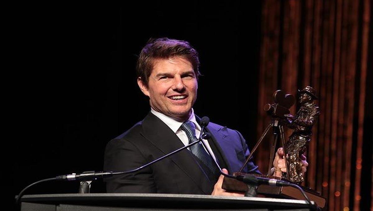 El actor Tom Cruise con un premio