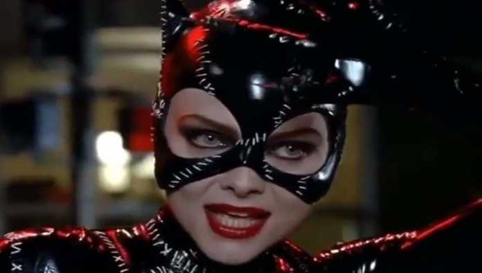Michelle Pfeiffer interpreta a Catwoman