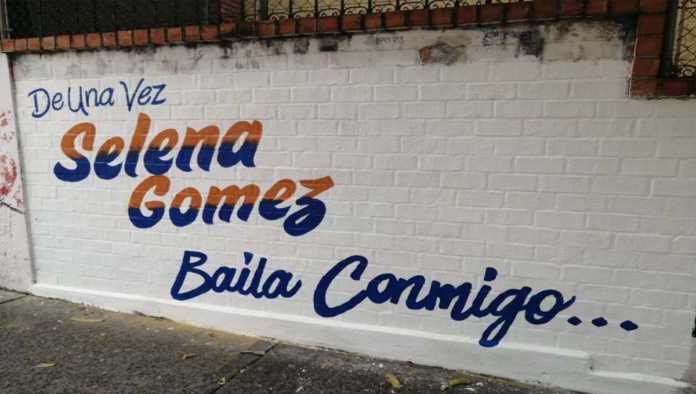 Uno de los murales de CDMX sobre Selena Gómez