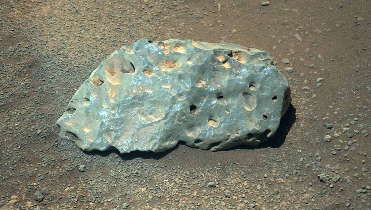 Roca extraña en Marte tomada por el Perseverance
