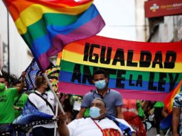 Marcha por el Día Internacional contra la homofobia