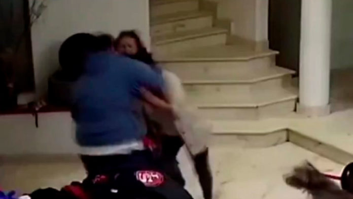 Destituyen a funcionario del INAI tras difundirse video donde golpea a mujer