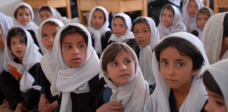 Unesco alerta sobre los avances en materia educativa que están en riesgo en Afganistán