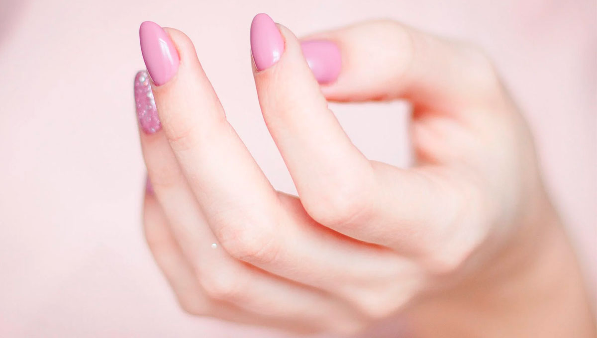 Tips para que el esmalte de tus uñas se seque más rápido