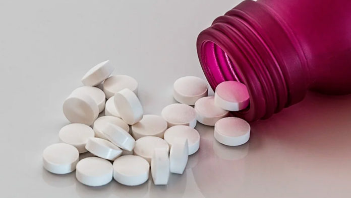 Pfizer inicia ensayo clínico de pastilla contra Covid-19