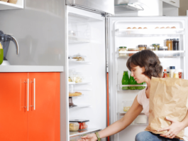 Alimentos en el refrigerador